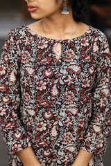 Bagru print slited kurthi