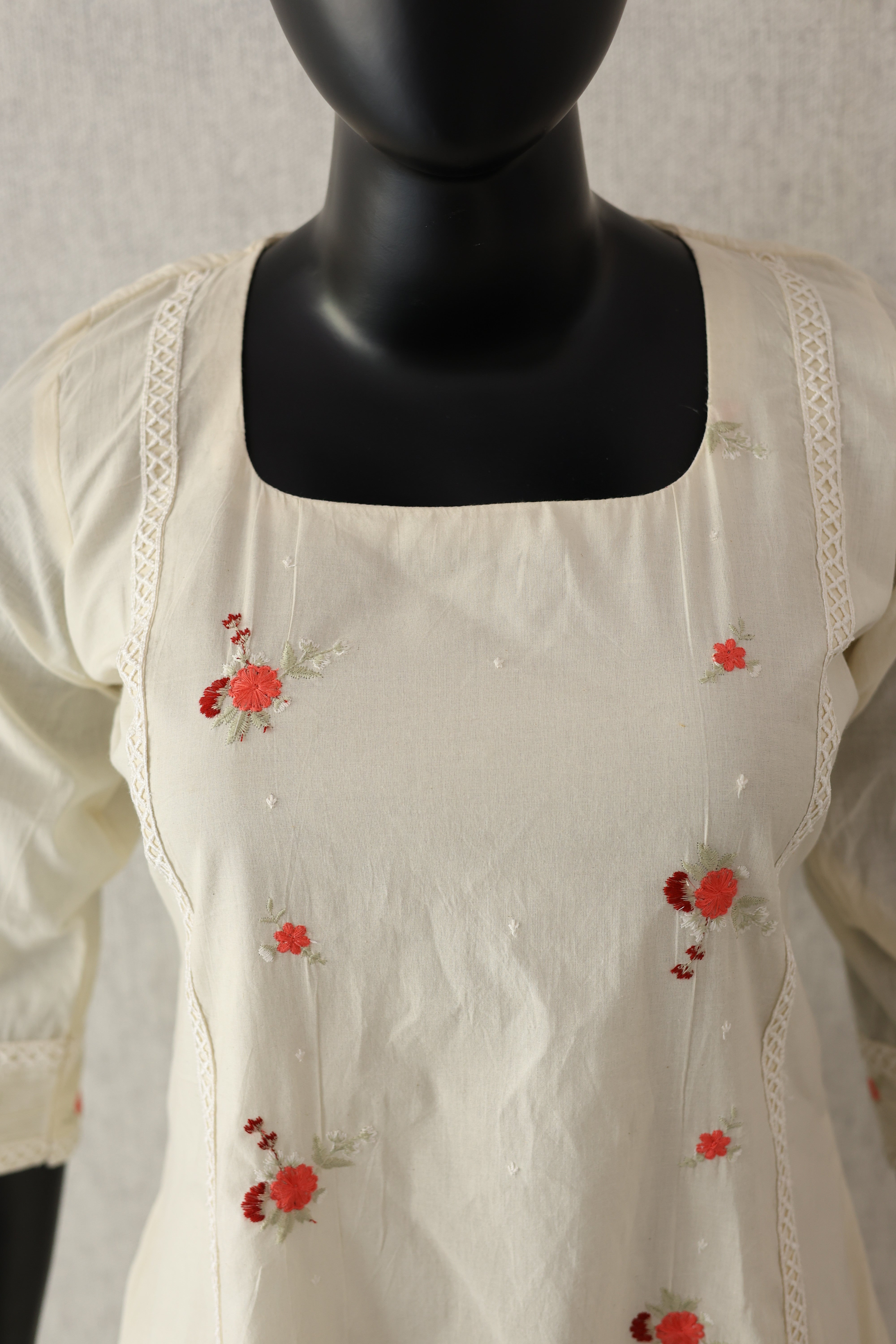 3 panel white cotton aline