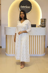 Silky Jacquard A-Line Princess Cut Kurti with Crepe Lining, Curve V-Neck & Lace Detailing on Neck and Sleeves