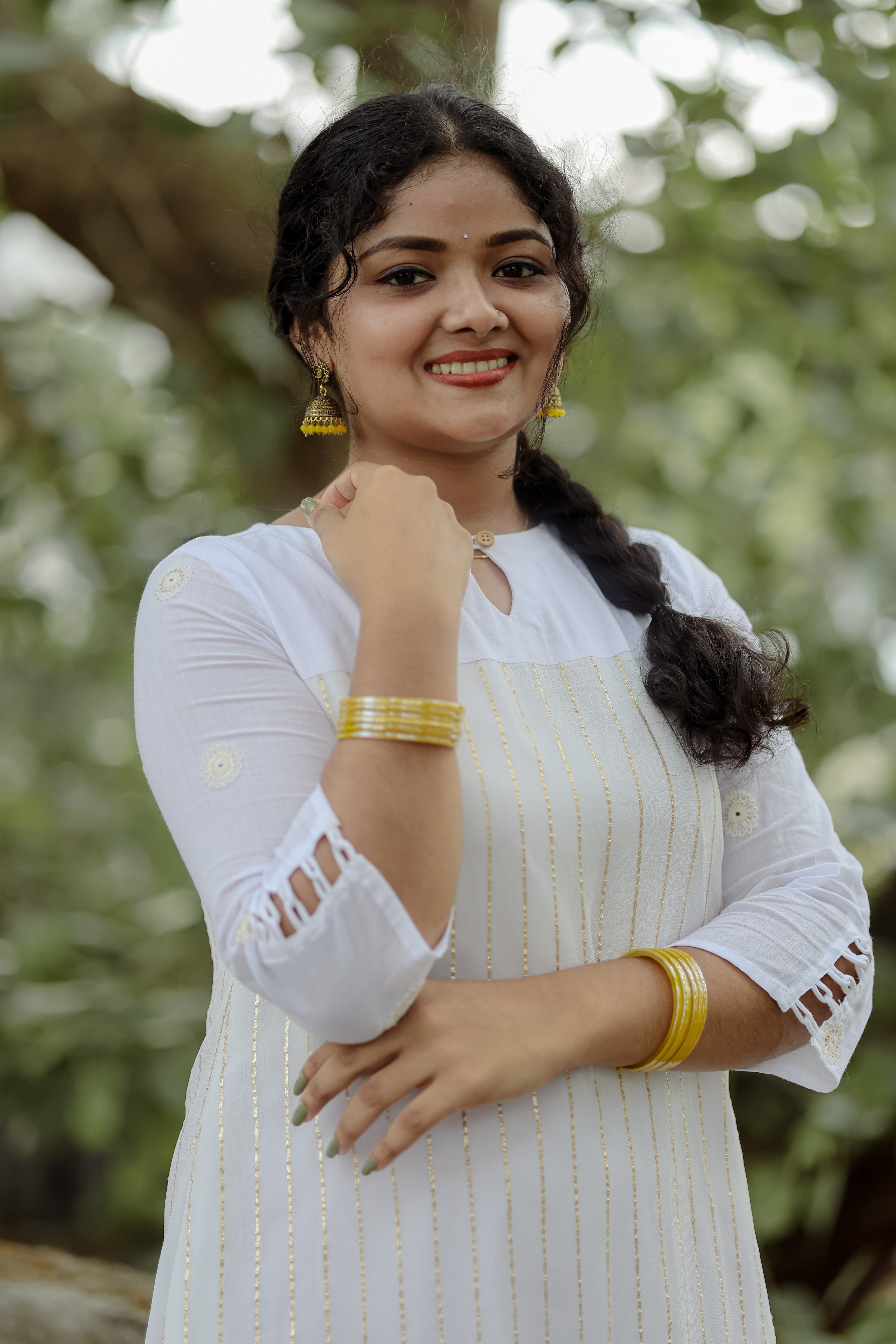 A LINE white mullcotton york and lurex georgette material