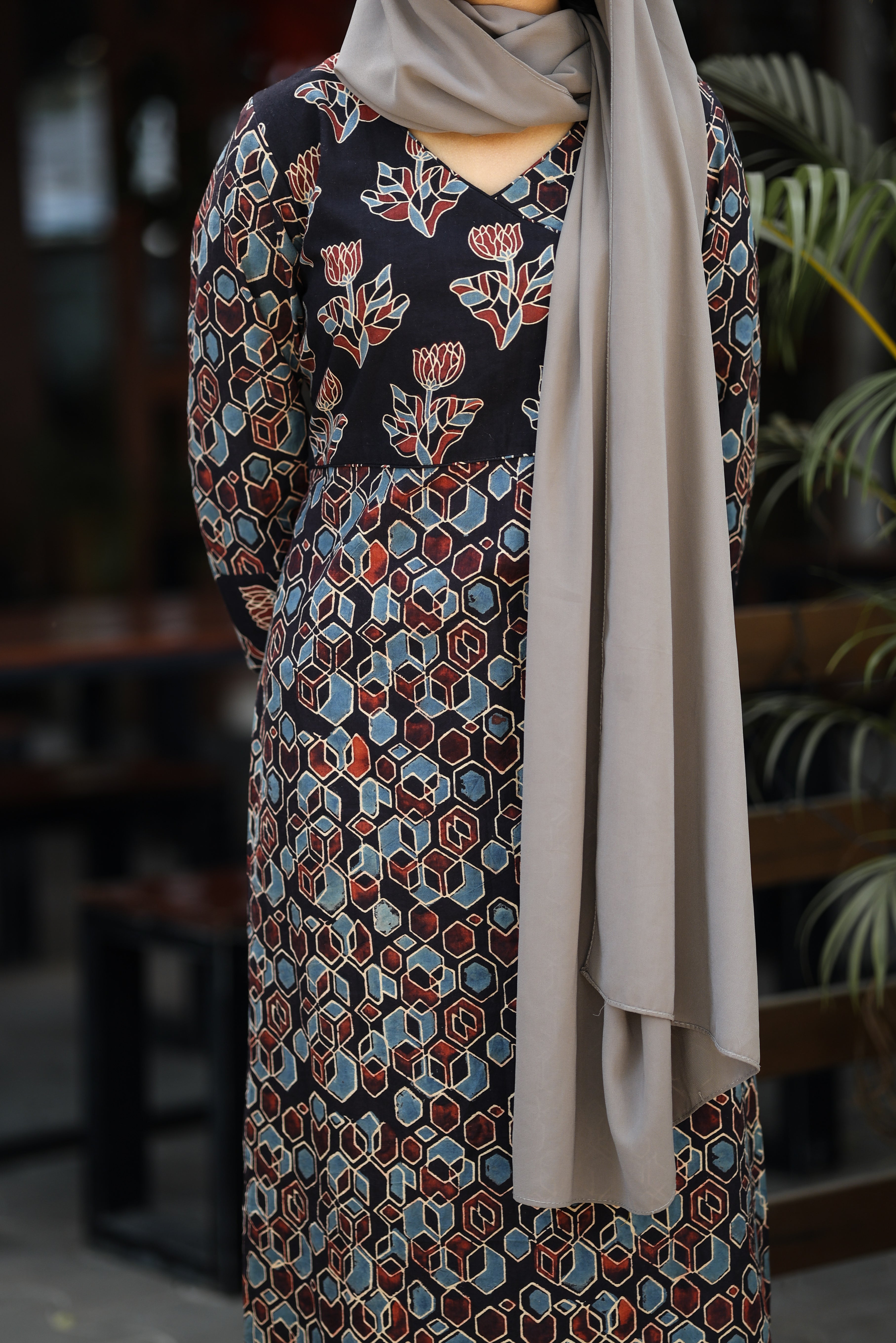 Overlap slited kurthi