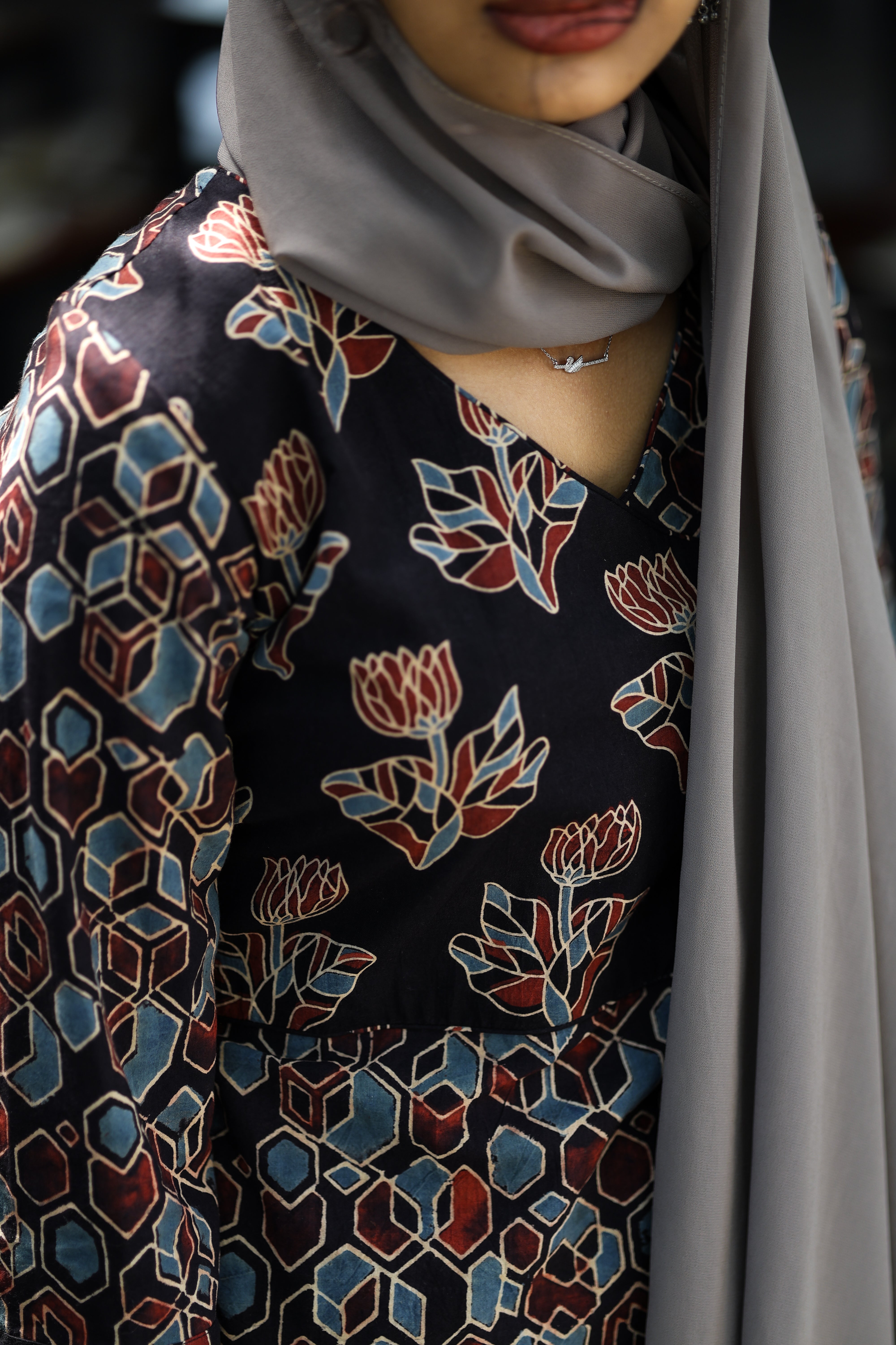 Overlap slited kurthi