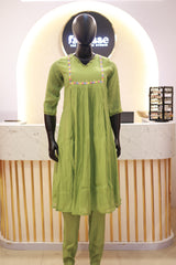 Chanderi Front-Pleated A-Line Kurti with Multicolor Thread Work