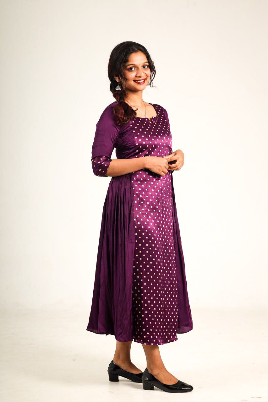 3 panel side pleated aline